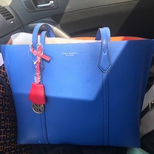 TORY BURCH EMBRACE AMBITION TRIPLE-COMPARTMENTTOTE